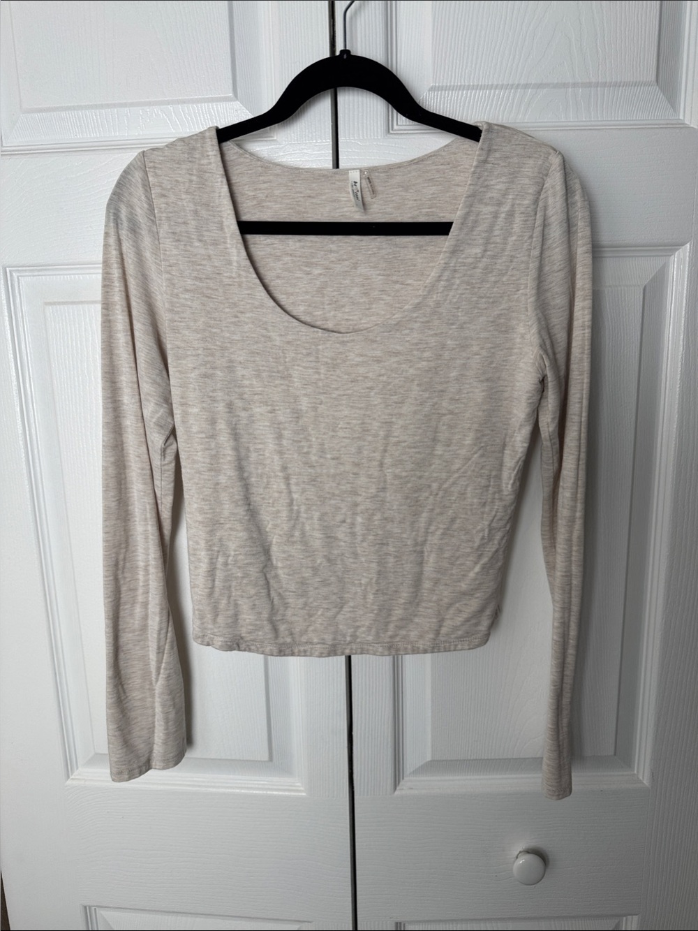 BE COOL Scoop Neck Long Sleeve Top in Light Taupe